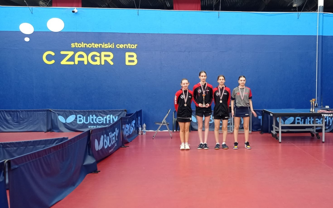 Šibenski stolnotenisači 'poharali' sjever i jug Hrvatske