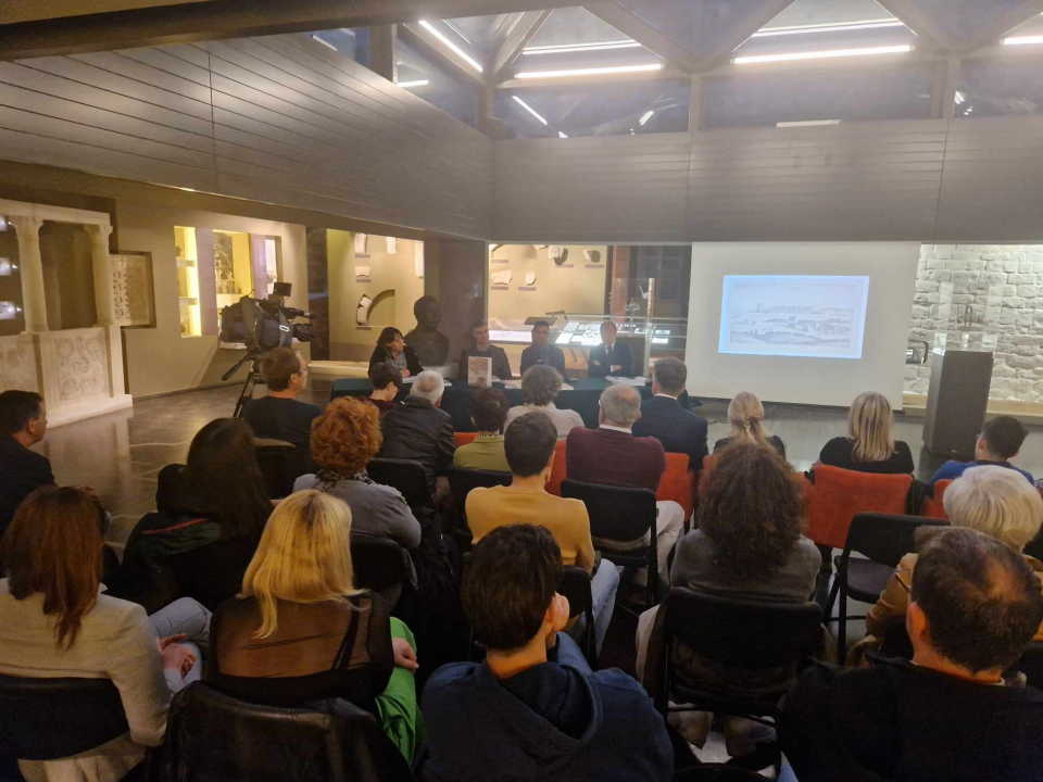 Predstavljen Katalog Kartografske zbirke Muzeja grada Šibenika autora Bruna Brakusa