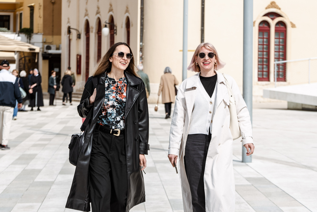 Ležerne kombinacije lijepih dama iz đira koje će vas osvojiti! 