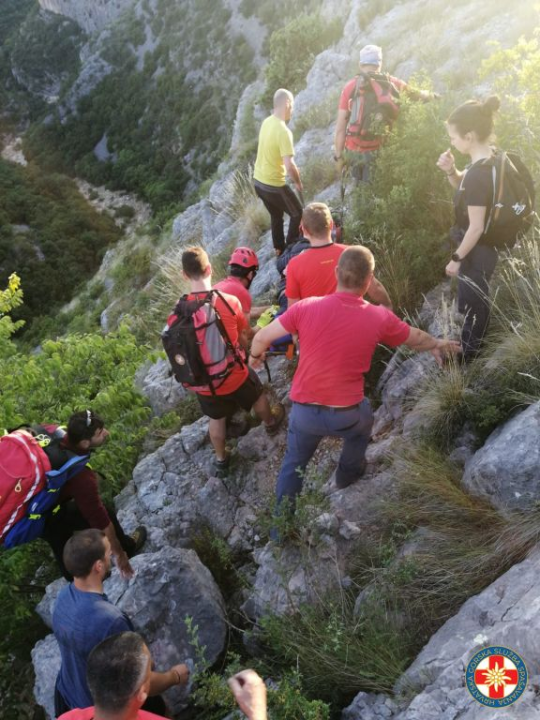 Šibenski HGSS-ovci iz kanjona Čikole izvukli ozlijeđenu ženu
