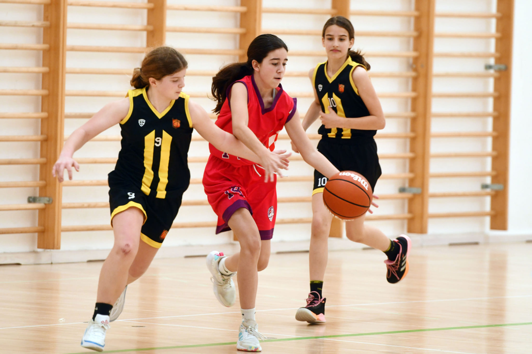 Mlade košarkašice Akademije Anđa Jelavić osvojile turnir u Omišu