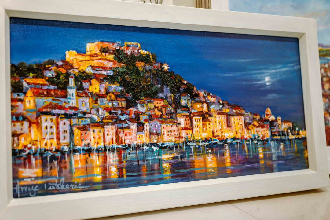 Umjetnine ljetnih motiva i žarkih boja potražite u Galeriji Juraj Dalmatinac! 