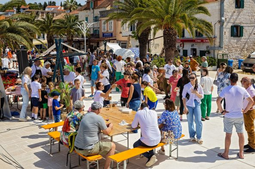 U Rogoznici se jutros lipo marendavalo