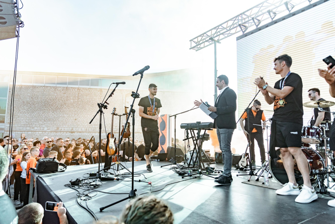 Šibenik dočekao svoje heroje u narančastom: 'Carević ostaje, sezona time završena'