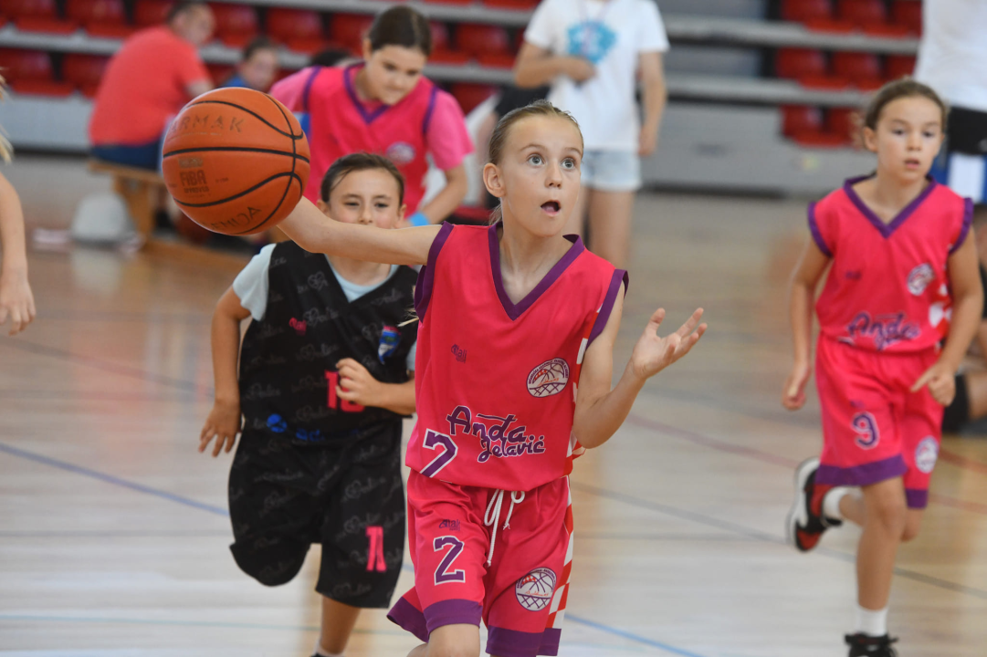 Turnir Akademije Anđa Jelavić: Nagrade uručile hrvatske reprezentativke 