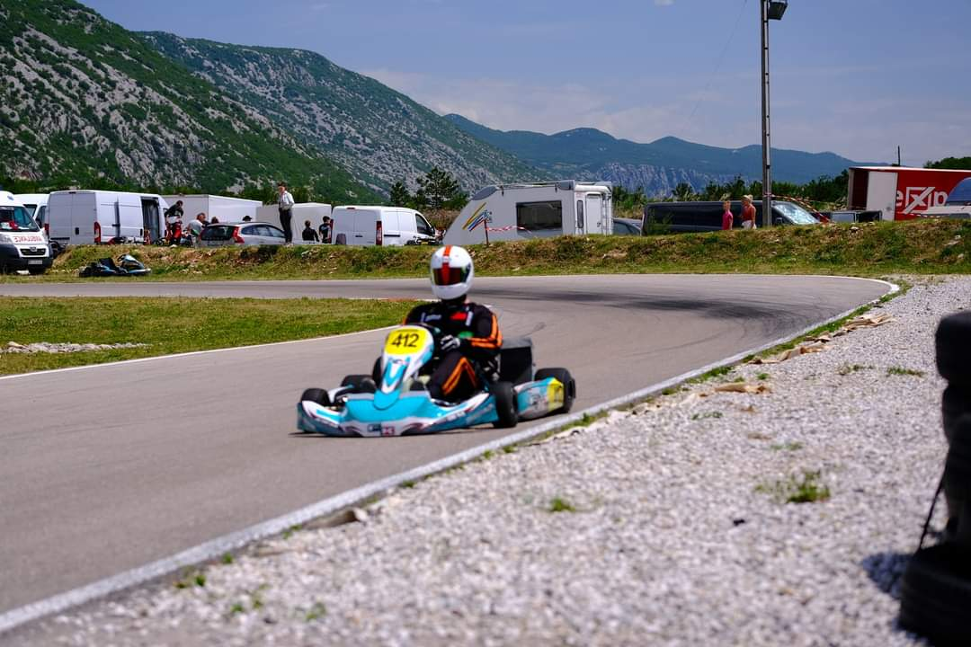 Šibenski kartingaš Franko Škugor drugi u najsnažnijoj Rotax klasi Rotax Max DD2 Master