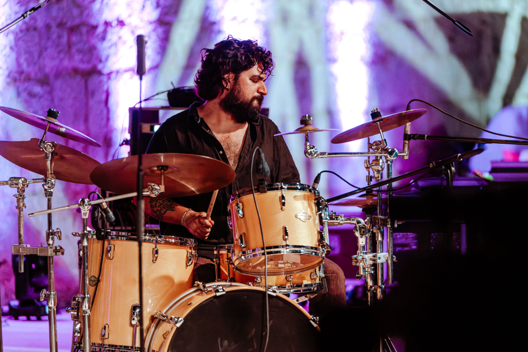  Božo Vrećo nasmijao, rasplakao i rasplesao publiku na sv. Mihovilu 