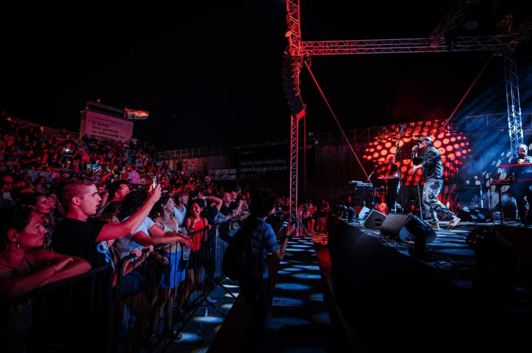 Spektakl na tvrđavi sv. Mihovila: Uz Štuke i Pipse oduševila se šibenska publika