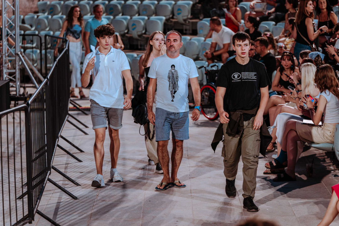 Silente ‘pronašli način’ i raspjevali rasprodanu tvrđavu sv. Mihovila 