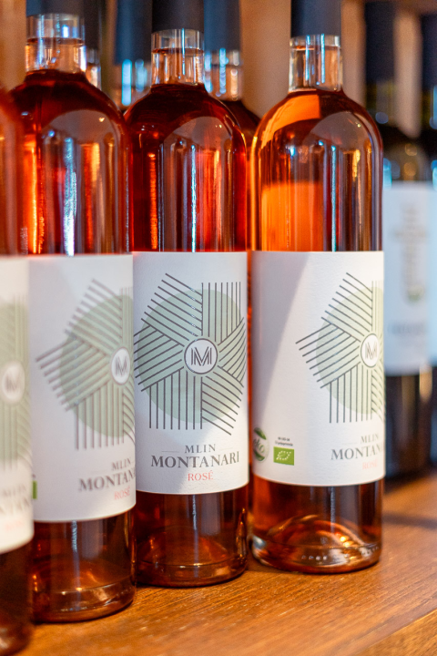 Prepustite se ugodnim trenucima na terasi Mlina Montanari  