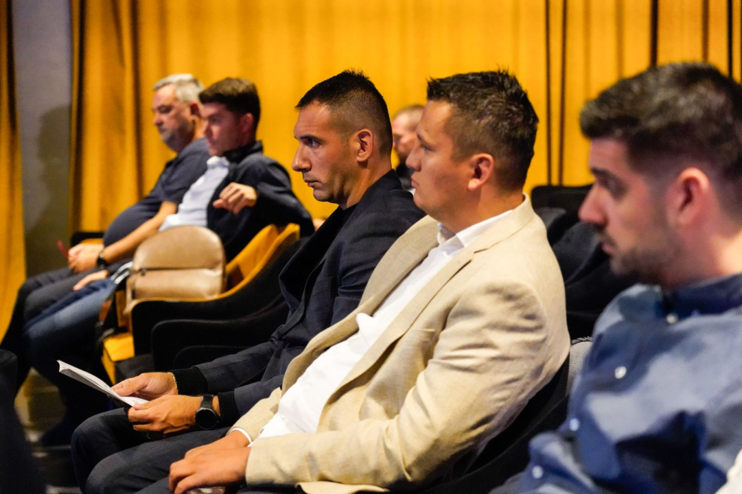 Potvrđeni dobitnici nagrada Grada, prodaje se veliko zemljište na Podima, a Šibenik je dobio i novog mrtvozornika