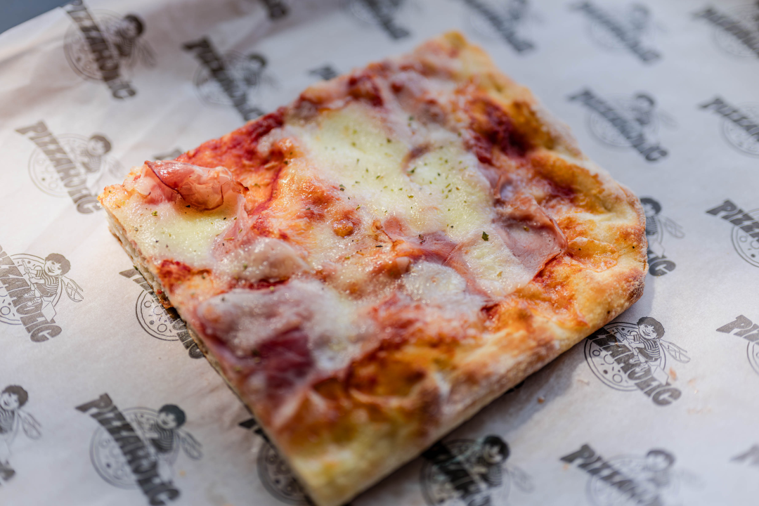 Posjetite Pizzaholic i uživajte u raznolikoj gastro ponudi! 