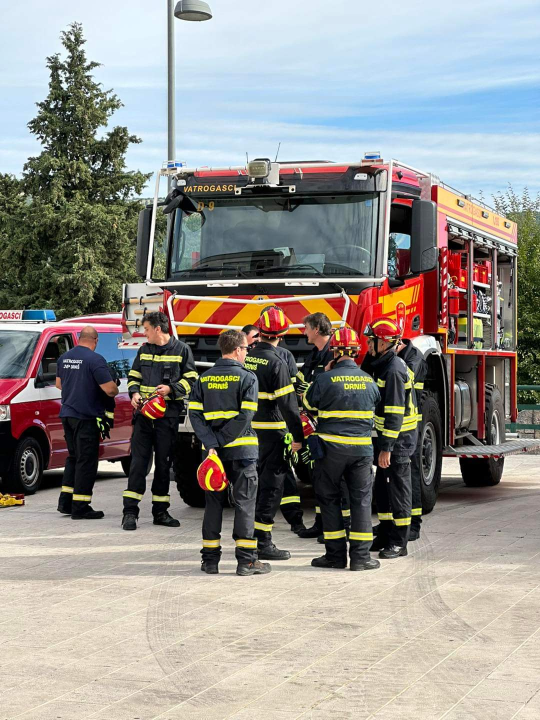 U punoj spremi održana smotra operativnih snaga civilne zaštite Grada Drniša
