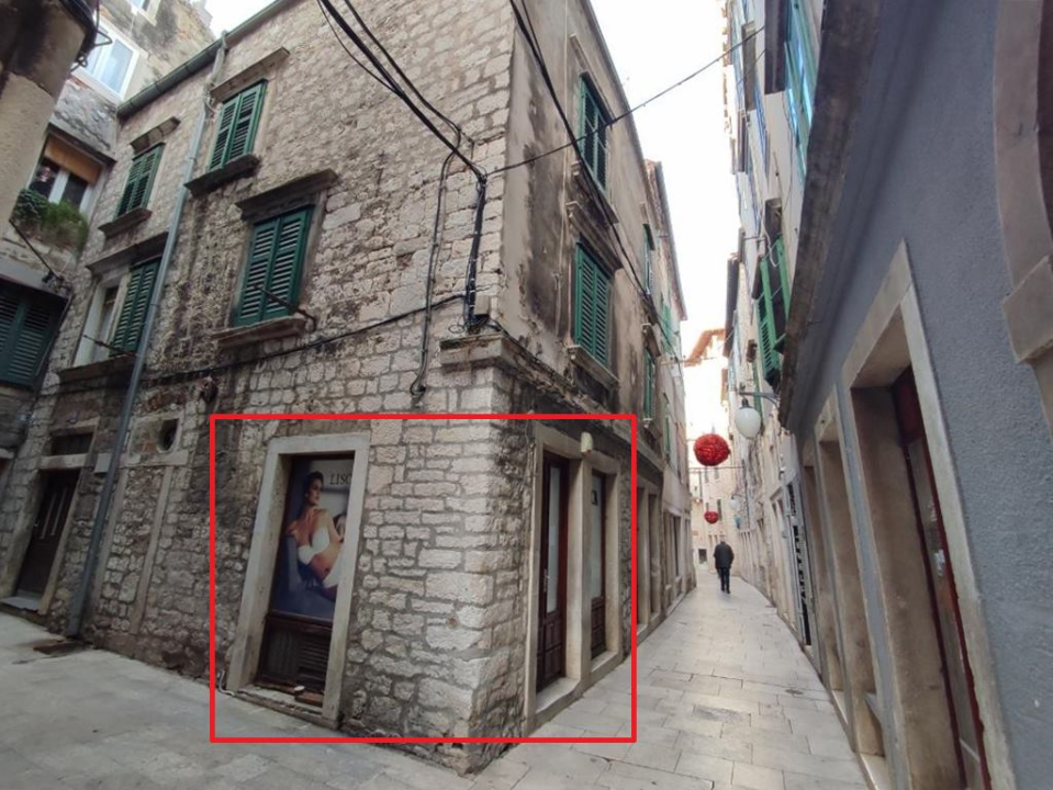 Država daje u zakup poslovni prostor u Kalelargi, početna cijena 2517 eura mjesečno