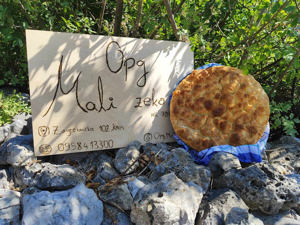 Sve je krenulo s nekoliko ovaca, a danas obitelj Zelenika iz Knina ima pravo životinjsko carstvo