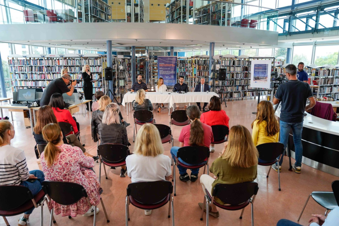 Potpisan ugovor za energetsku obnove Gradske knjižnice: Novi sustav grijanja, hlađenja, rasvjete, parkirališta za bicikle...