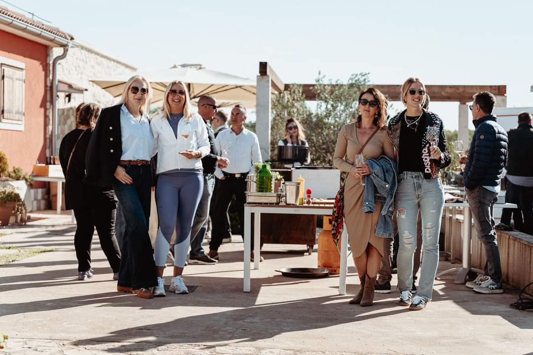 Jesenske delicije u vinariji: Marendavanje u vinariji Baraka nadomak Šibenika