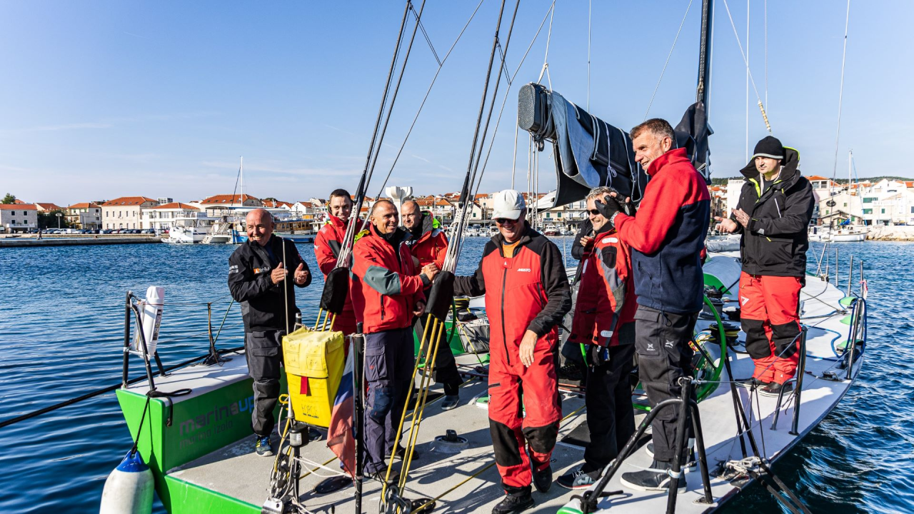 Regata u Vodicama okupila 100 jedrilica i gotovo tisuću jedriličara