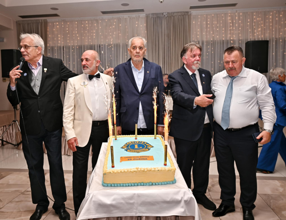 Lionsi Šibenik obilježili 25 godina: Donacijama pomažu teško bolesnom Frani Jakovčevu