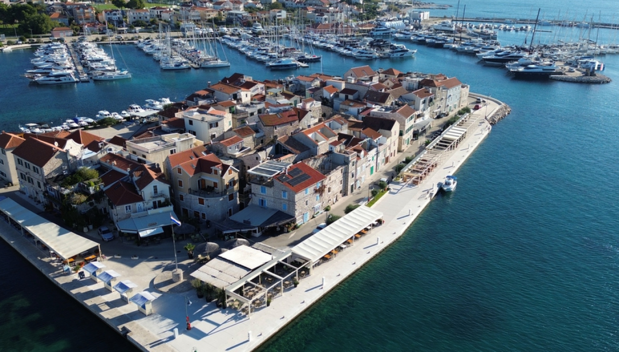 Lučka uprava zatvara uspješnu godinu: U Tribunju svečano otvorenje Donje rive