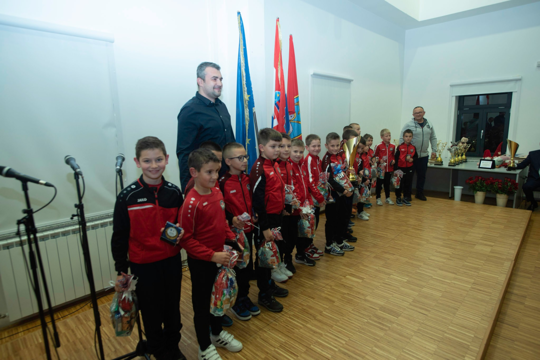 Kninska zajednica sportova dodijelila nagrade nauspješnijim sportašima