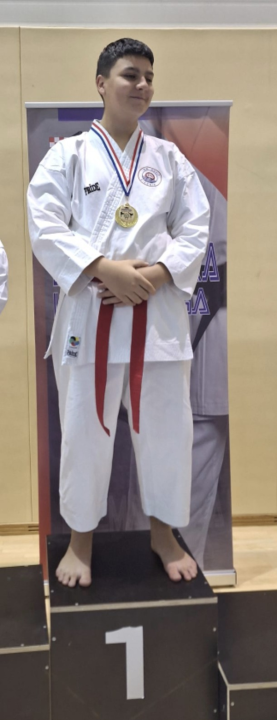 Karataši Osvita uzeli 13 medalja na turniru Dalmatinske lige i šest naslova ukupnih pobjednika natjecanja