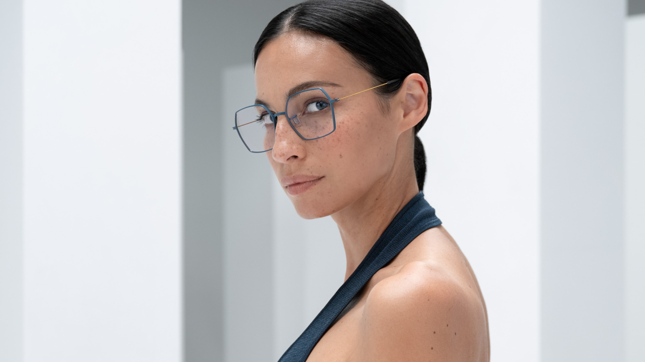 Zablistajte s novim naočalama uz božićni popust u Optici Topić  