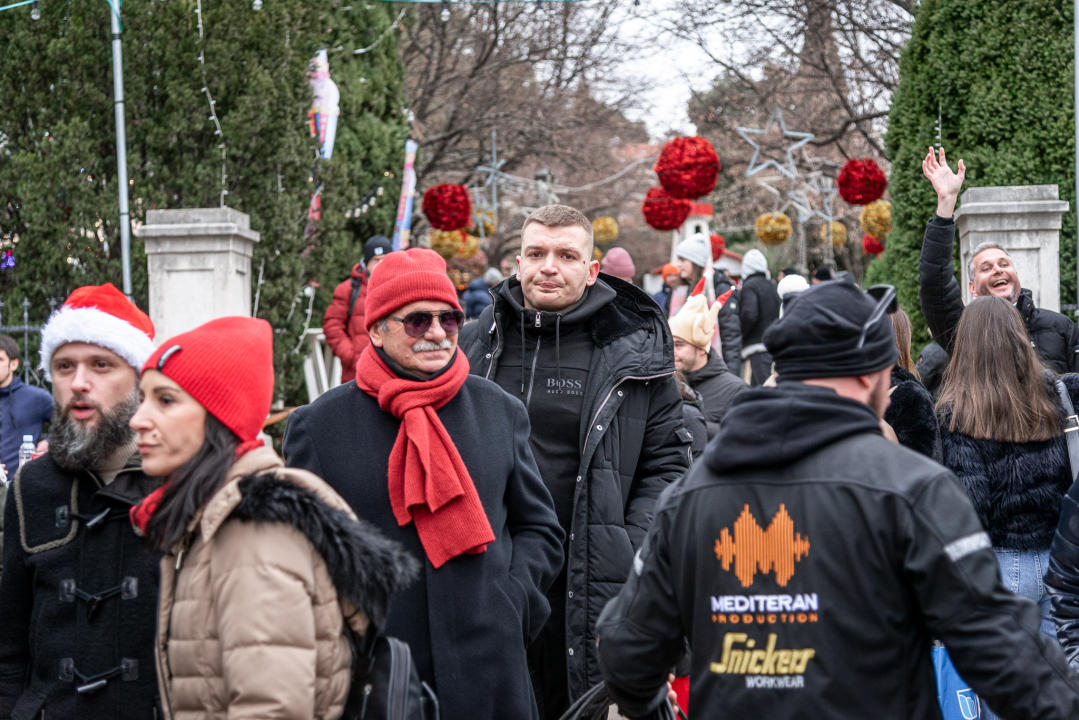 Tradicionalni koncert Fenixa: Šibenčanima bura ne ometa zabavu