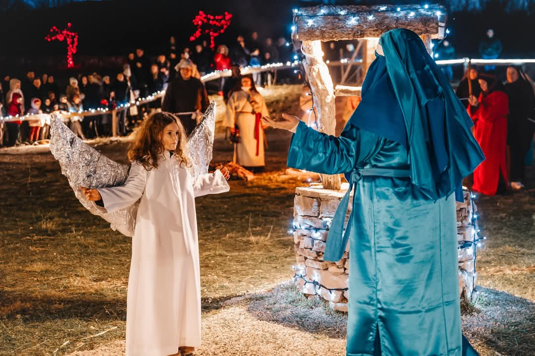 U Čavoglavama uprizorene žive jaslice. Pogledajte kako je bilo