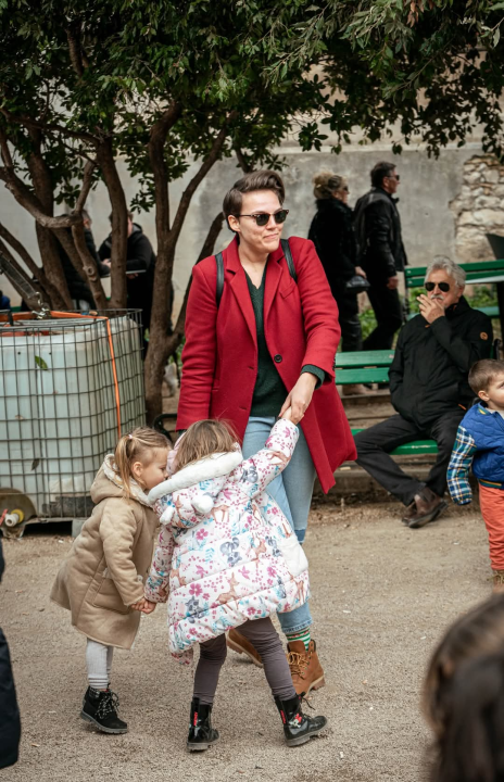 Top Show Band Cabaret zagrijava Šibenčane u parku