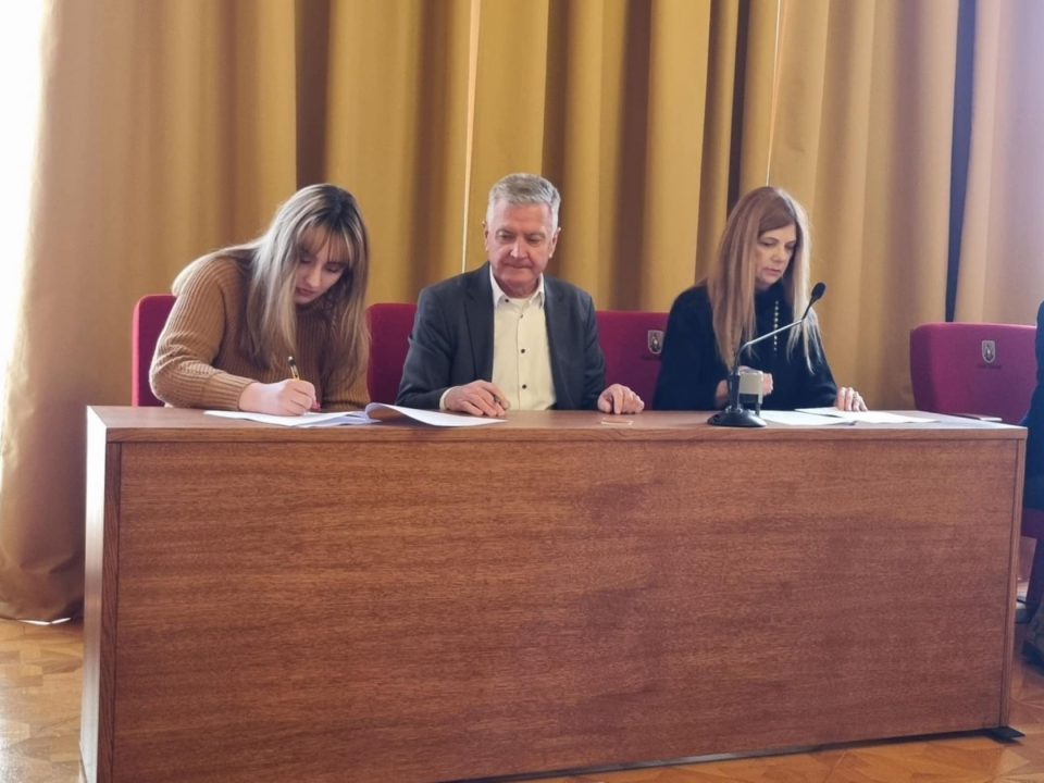 Šibenski studenti potpisali ugovore o stipendiranju. Njih 40 primat će 180 eura mjesečno