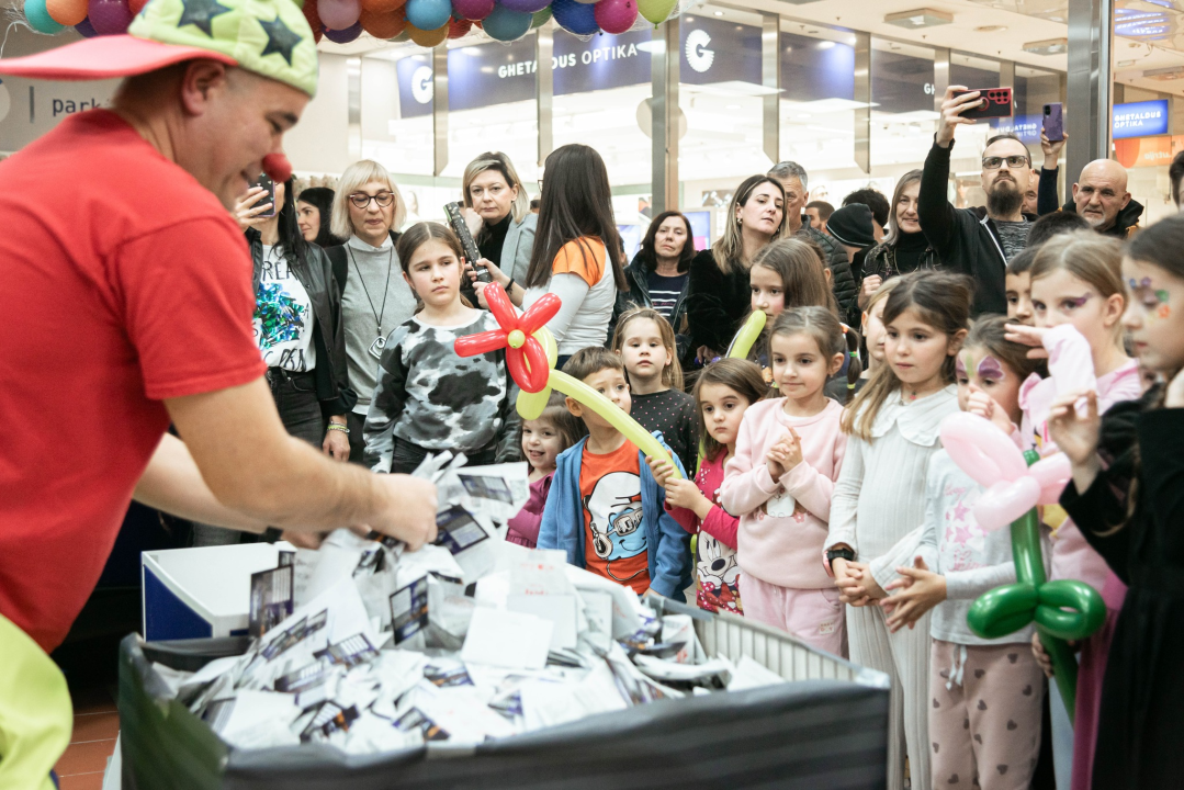 Završilo je veliko finale nagradne igre Dalmare centra: Renault Captur otišao u sretne ruke!