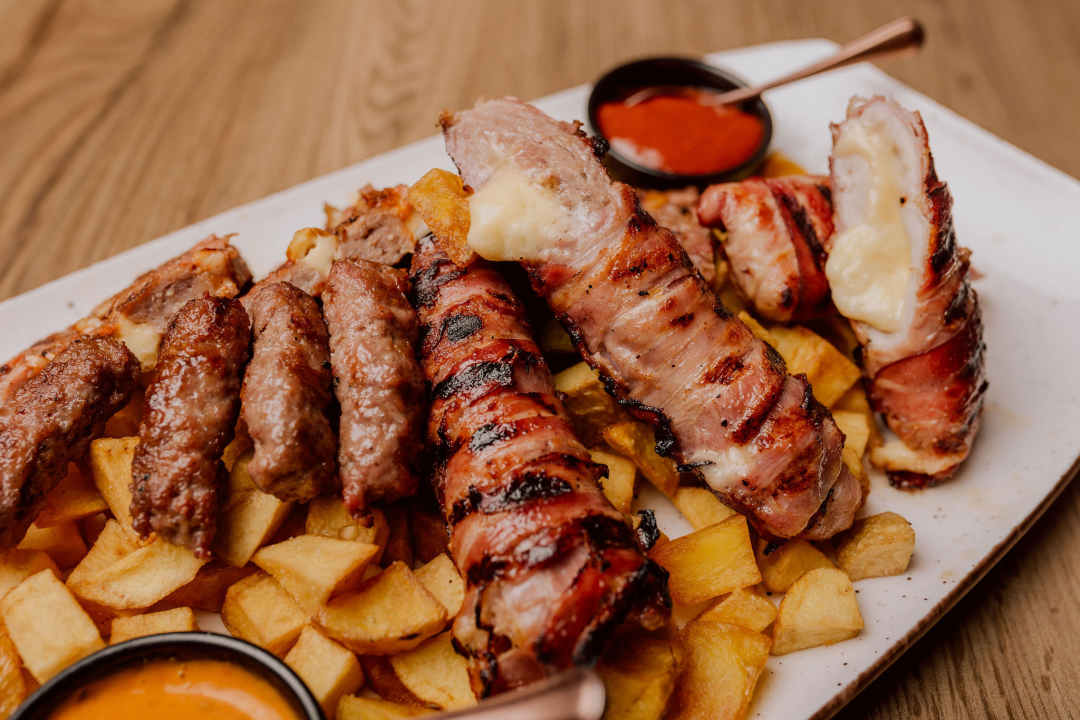 Foto Bistro Kod Starog: Savršen bijeg od zime u ugodnom ambijentu