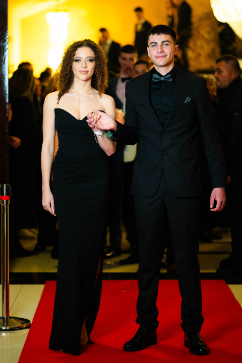 FOTOGALERIJA Zavirite na maturalni ples Industrijsko-obrtničke škole Šibenik (1)