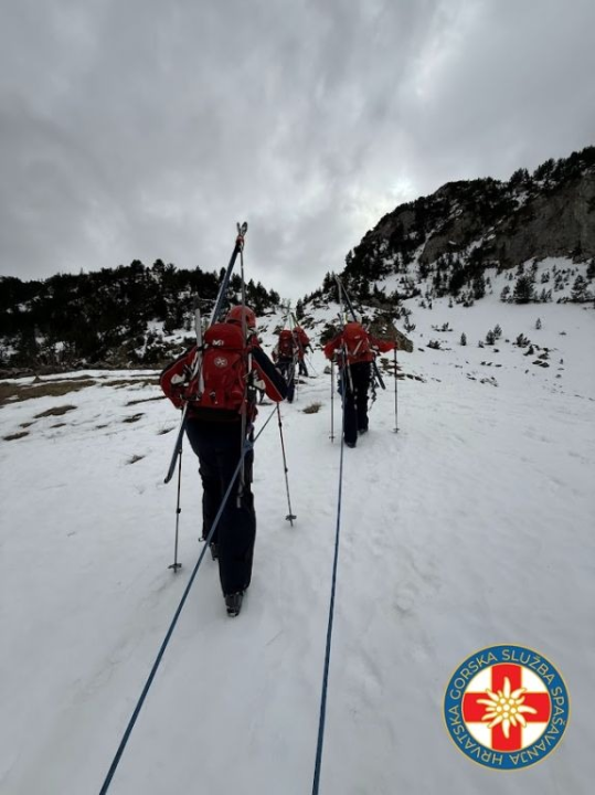 HGSS stanica Šibenik održala zimsku vježbu na Čvrsnici 