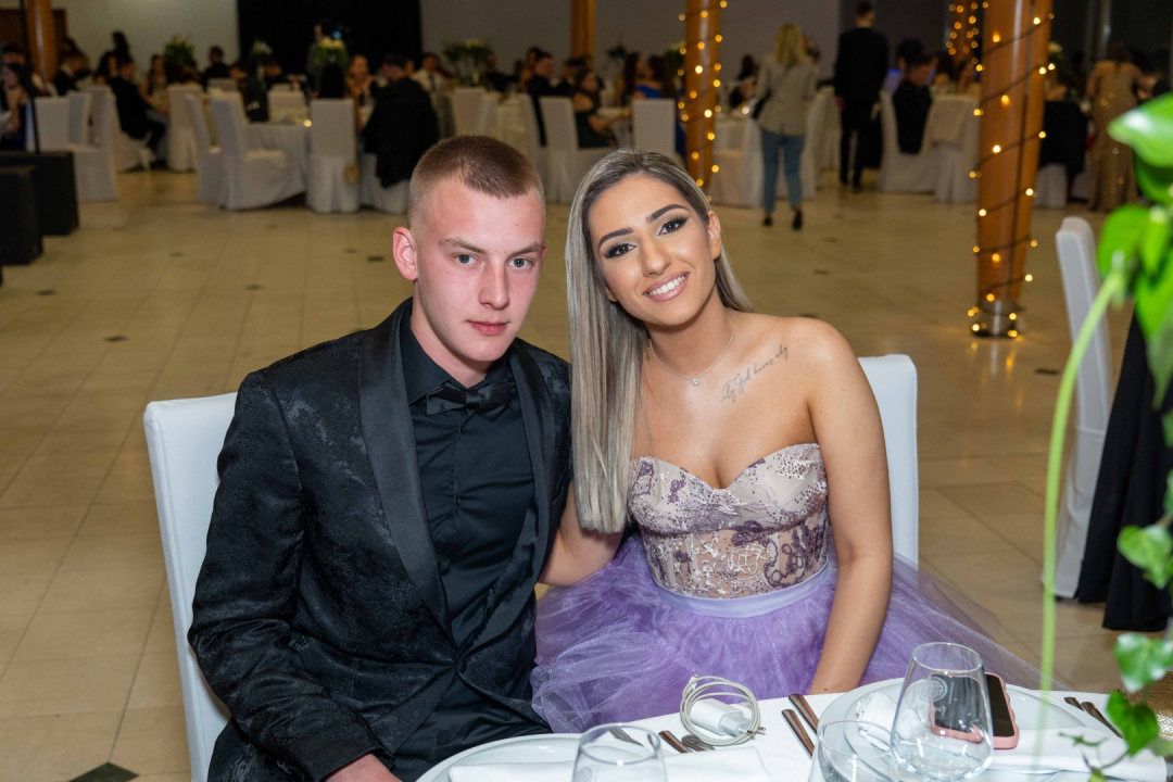 Zavirite na maturalni ples šibenske Medicinske škole (2)