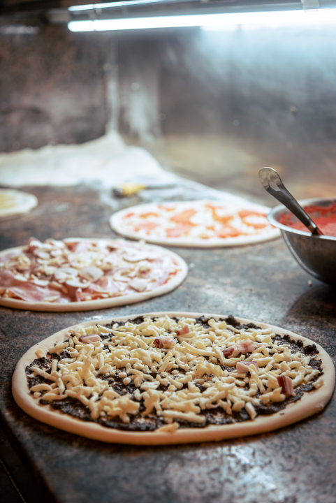 FOTO Proslavite Dan žena s omiljenim društvom u pizzeriji Fratelli!