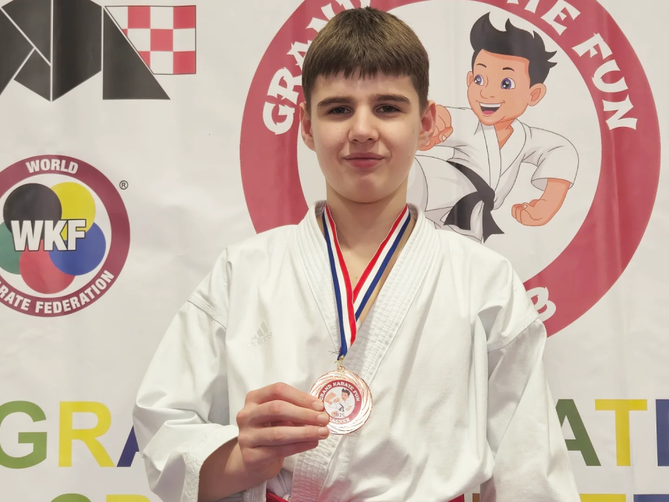 FOTO: Karataši Šibenika osma medalja u Ivanjoj Reki i četvrto mjesto ekipno u katama kraj 50 klubova