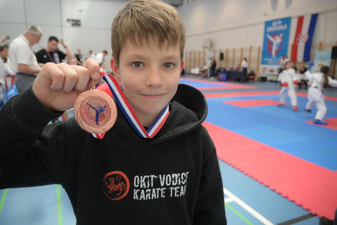 FOTO: Karate klub Okit drugi ukupno na 'Kupu Jadrana' sa 37 medalja