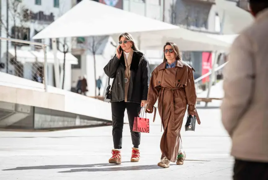 FOTO MODNI ĐIR 22032025