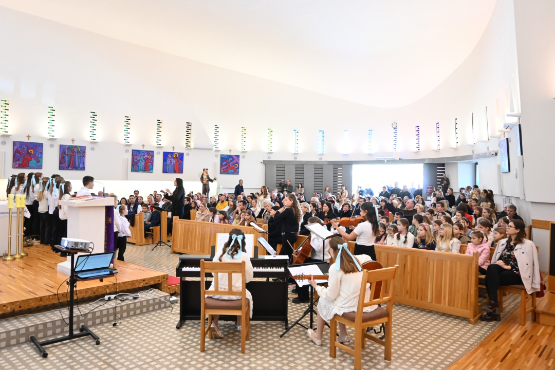 Dječji zbor sa zagrebačke Knežije gostovao u Župi sv. Ante Padovanskog na Šubićevcu