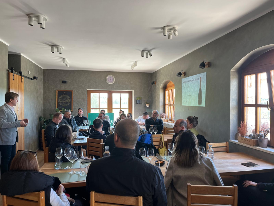 'Autohtone sorte i značajna vina Šibensko-kninske županije': Održana radionica u Vinariji Baraka