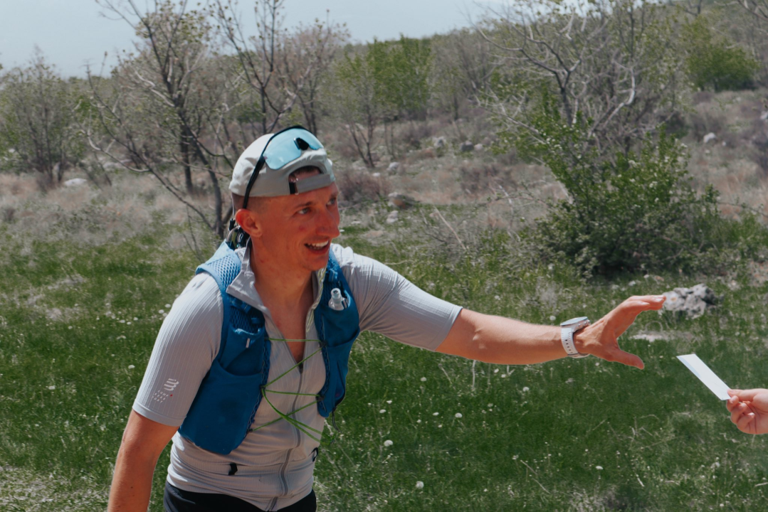 Sto trkača pokorilo Sinjal. Slavili Ante Pešić Golub i Ivana Vrvilo Baučić