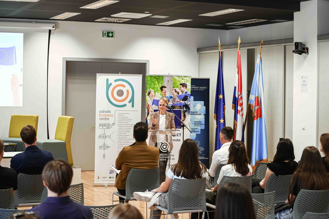 FOTO: U ABC-u održana rasprava o prvih 120 dana rada nove Europske komisije