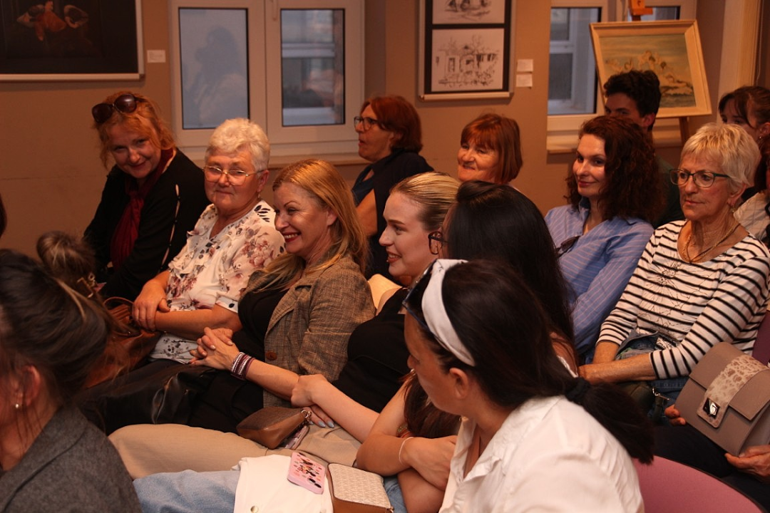 Predavanje farmaceutkinja Sanje Radas i Martine Silov u vodičkoj knjižnici