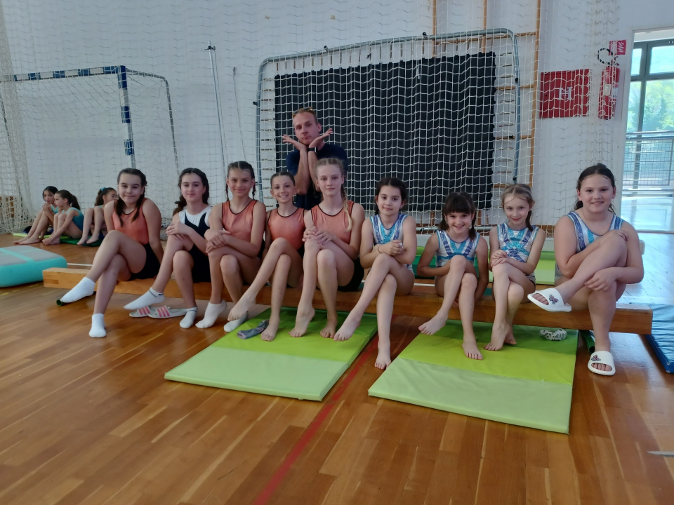 Gimnastičarke Dišpeta uspješne na natjecanju u Dubrovniku