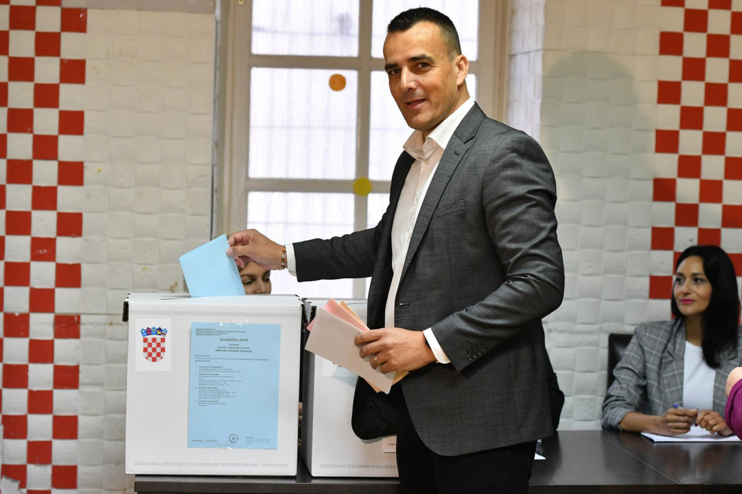 Kandidati za župane i gradonačelnike izašli na izbore