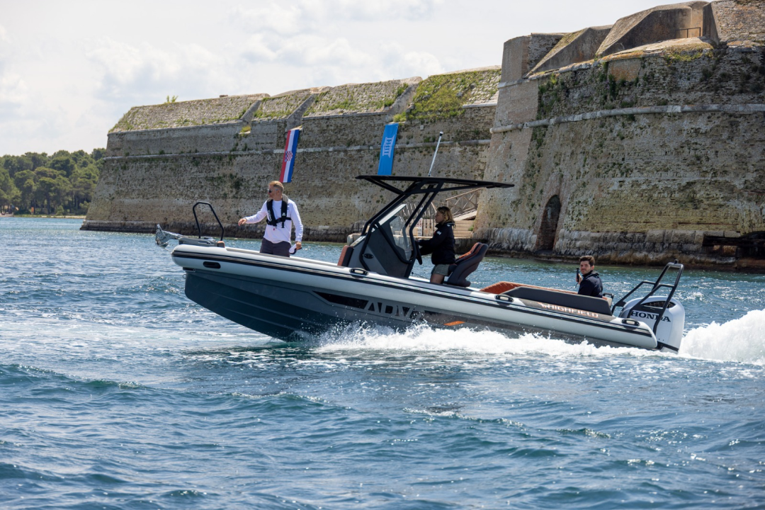FOTO Šibenik domaćin ekskluzivnog testiranja Highfield plovila i International Press Daysa