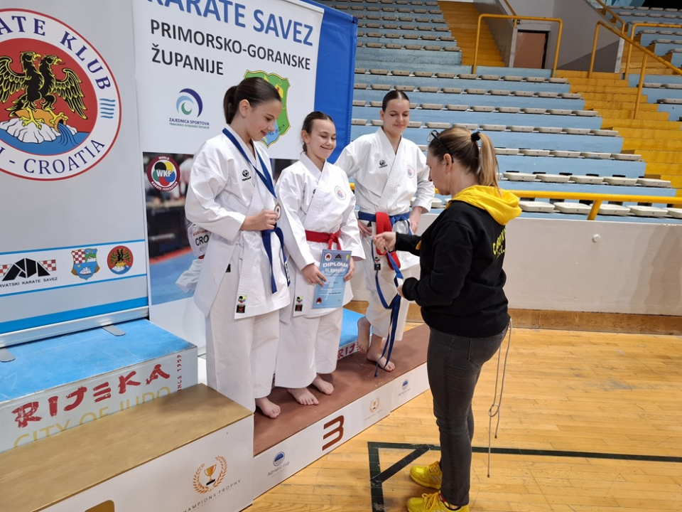 FOTO Karatašima Osvita devet medalja s 'Rijeka Kupa'
