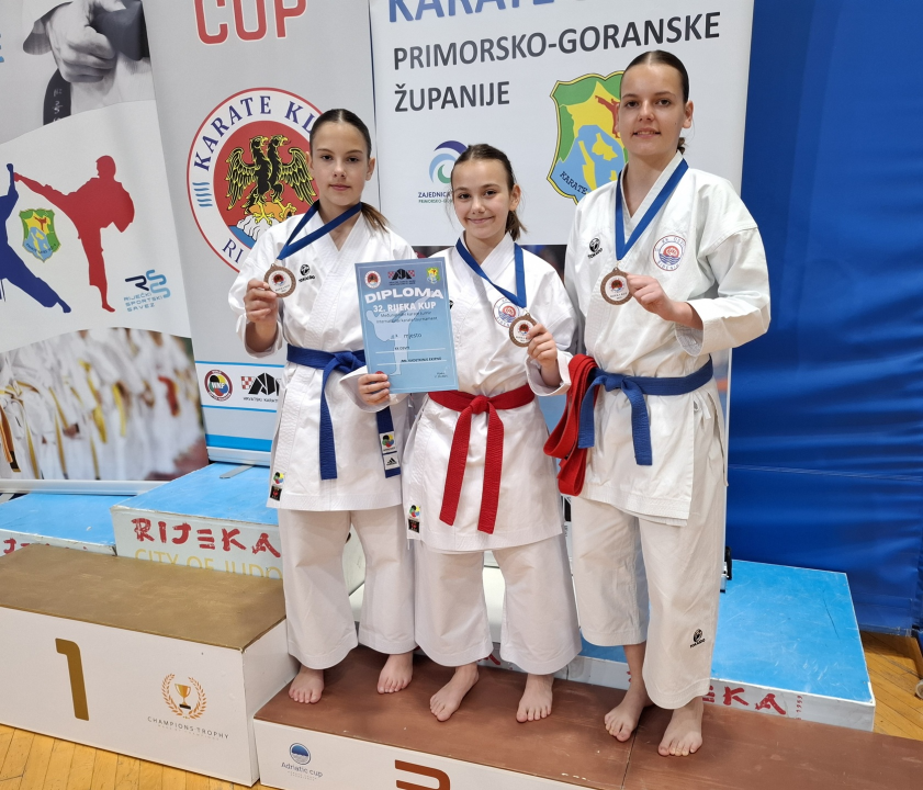 FOTO Karatašima Osvita devet medalja s 'Rijeka Kupa'